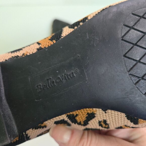 Bella Vita Leopard Point Toe Fabric Slip On Ballet Flats Size 7N - Picture 7 of 8